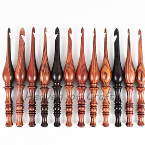set of 7/12  Rosewood crochet hooks 3.5 mm to 12 mm Hand Turned Ergonomic Crochet Hooks for Knitting Crocheting Accessories