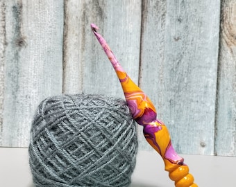Rosewood Crochet Hooks mixed with Resin - Hand Turned Ergonomic Crochet Hooks - for Knitting Crocheting Accessories - Various Sizes