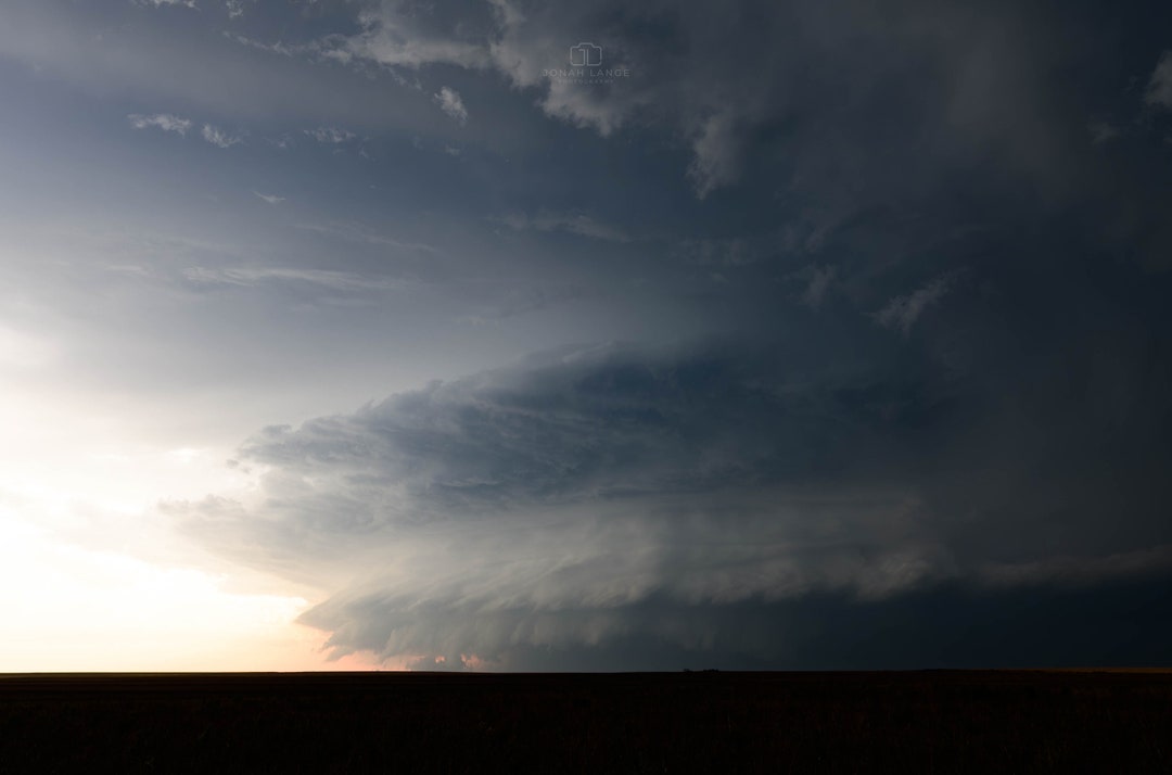 Mothership Supercell Thunderstorm at Sunset in Kansas Storm Art - Etsy