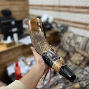 Medieval VIKING WAR HORN battle trumpet Hand Engraved Blow Horn 16 Inches Gift natural Horn Bugle Hunting Tool Gift Decor,Personalized
