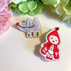 Sprookjes met het thema Roodkapje, borduurbroche, grappige cadeaus, schattige kawaii-broche,