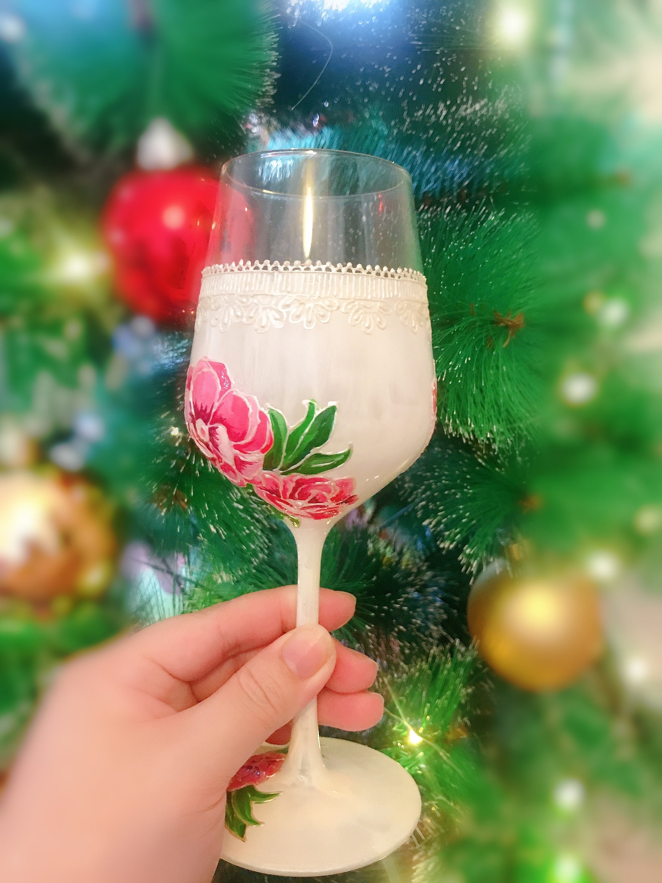 Verre de Vin Peint à La Main avec Rose, Cadeau d'anniversaire Pour Les Femmes, Objet Personnalisé,