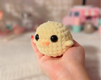 BÉBÉ POUSSIN | Amigurumi poussin au crochet | Joli bébé poulet en peluche | Peluche d'été Kawaii | Peep Toy jaune | Animal en peluche | Chick gazouillis