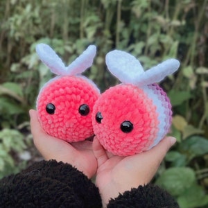 LES-BEE | Lesbian Flag Bee Plushie | Crochet Pride Amigurumi | LGBTQIA+ Plush | Cute Punny Gift