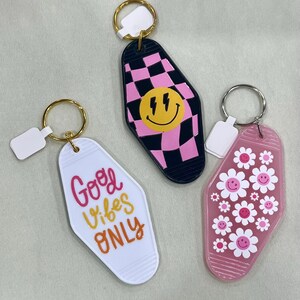 Retro Motel Key Chain | floral key chain | retro key chain
