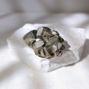 Record Keeper Pyrite High Grade natural Shiny Golden Pyrite cluster rare found Fool&#39;s gold from Peru