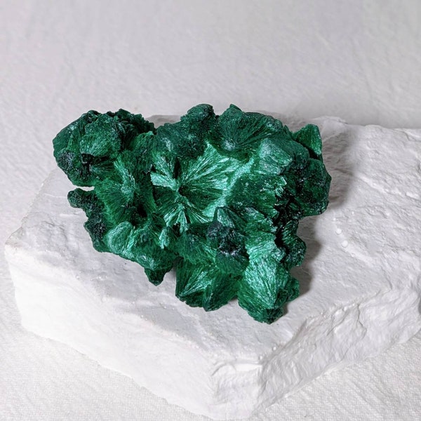 Shiny feather velvet fibrous Congo malachite lustrous dark green Mineral Specimen crystal raw natural stone