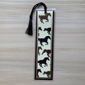 Horse bookmark for women, Handcrafted bookmark for a teenage girl, Equestrian gift for her, Western gift for cowgirl, Horseback riding gift