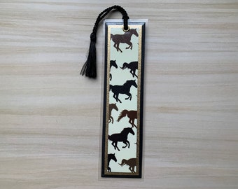 Horse bookmark for women, Handcrafted bookmark for a teenage girl, Equestrian gift for her, Western gift for cowgirl, Horseback riding gift