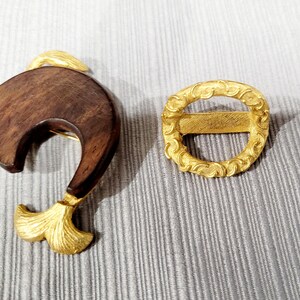 Two vintage brooches