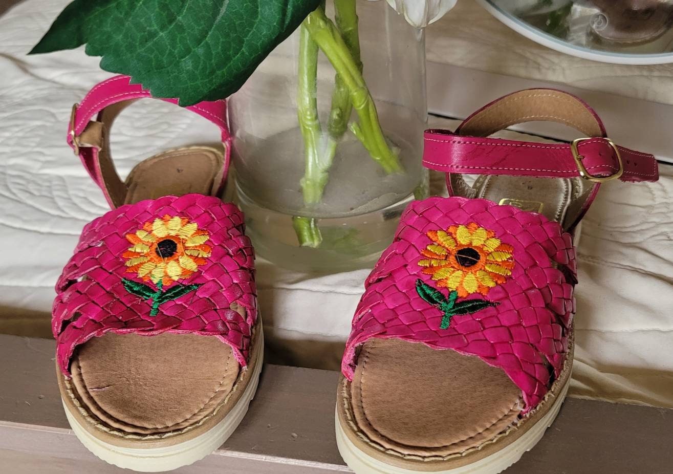 huaraches sunflower