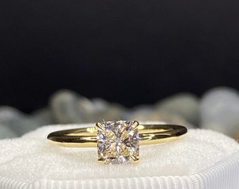 Lab grown diamond, cushion cut, diamond engagement ring, 14K yellow gold, 1.00 carat, IGI certificate ,CVD, solitaire ring, plain band style