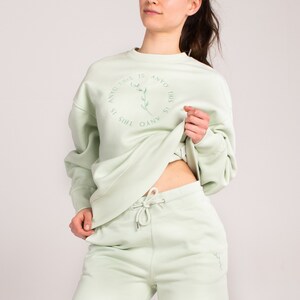 Undyed Organic Oversized Embroidered Sweatshirt Stem Green image 4