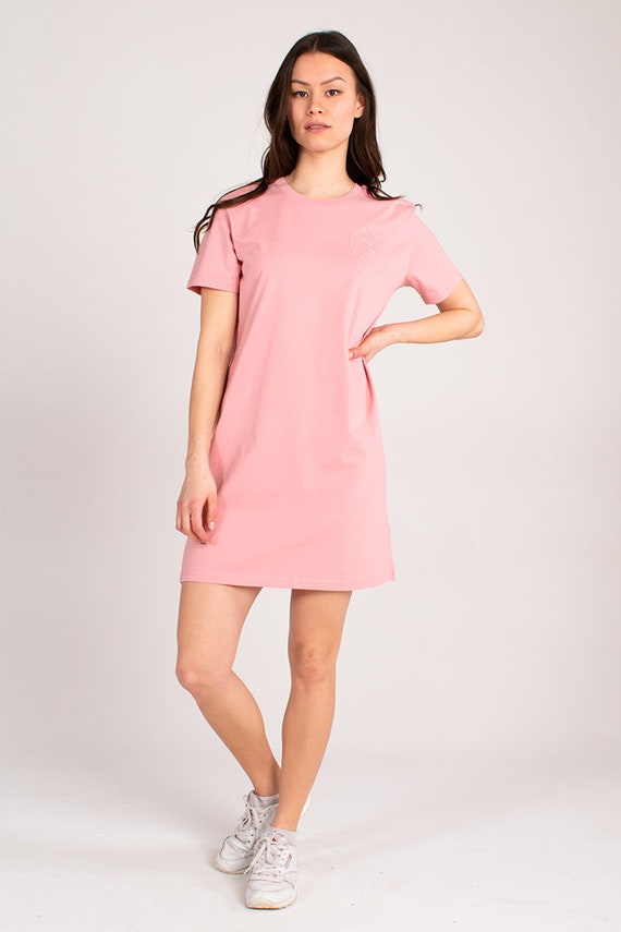 pink t shirt dress