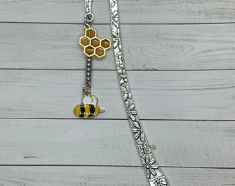 Bee Bookmark/ Honeycomb Bookmark