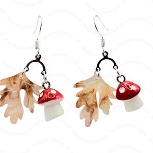 Herbst Braun Glitter Blatt & Fliegenpilz Anhänger Ohrringe • Zarte Cottagecore Waldkern Hexe Statement Schmuck Accessoires