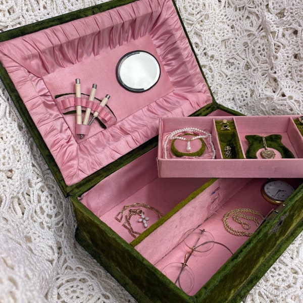 19th century French green velvet jewelry box large size antique velvet box with pink silk interior and beveled glass mirror