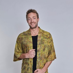 Long Kimono Robe in Green - Versatile as a dressing gown, bathrobe, festival outfit, kimono jacket, summer jacket and gift
