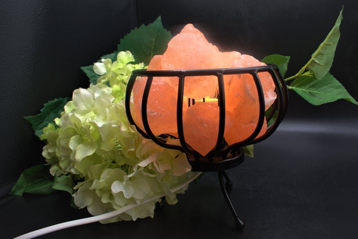2 x 3-5 kg HIMALAYAN PINK SALT ROCK CRYSTAL LAMP NATURAL HEALING IONIZING LAMPS 2 x 3-5 kg HIMALAYAN PINK SALT ROCK CRYSTAL LAMP NATURAL HEALING IONIZING LAMPS