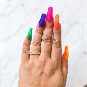 Press on nails - Neon Ombré