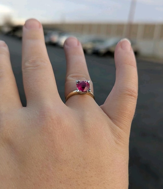 Vintage solitaire large ruby ring - image 7
