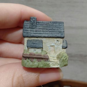 Haunted House Decoration - 1:12 dollhouse miniature
