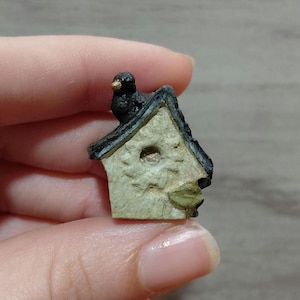 Haunted House Birdhouse - 1:12 Scale Dollhouse Miniature