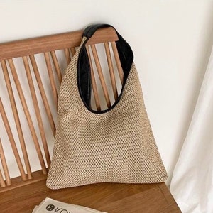 Natural Casual Shoulder Bag | Lightweight Straw Wicker Bag | Brown