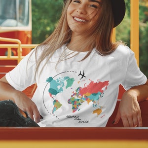 Chemise de carte du monde, chemise d’aventure, chemise de géographie, chemise Wanderlust, chemise de vacances, chemise unisexe, chemise de voyage, cadeau de voyage, tee d’aventure