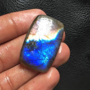 Cabochon In Labradorite 35x22x6 MM