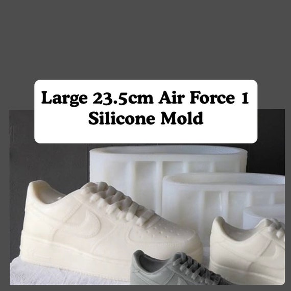 こちらは NIKE - NIKE AIR FORCE 1 EAS 23.5cmの通販 by USED☆SNKRS