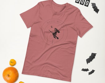 Basic Witch Unisex t-shirt I Halloween T-Shirt
