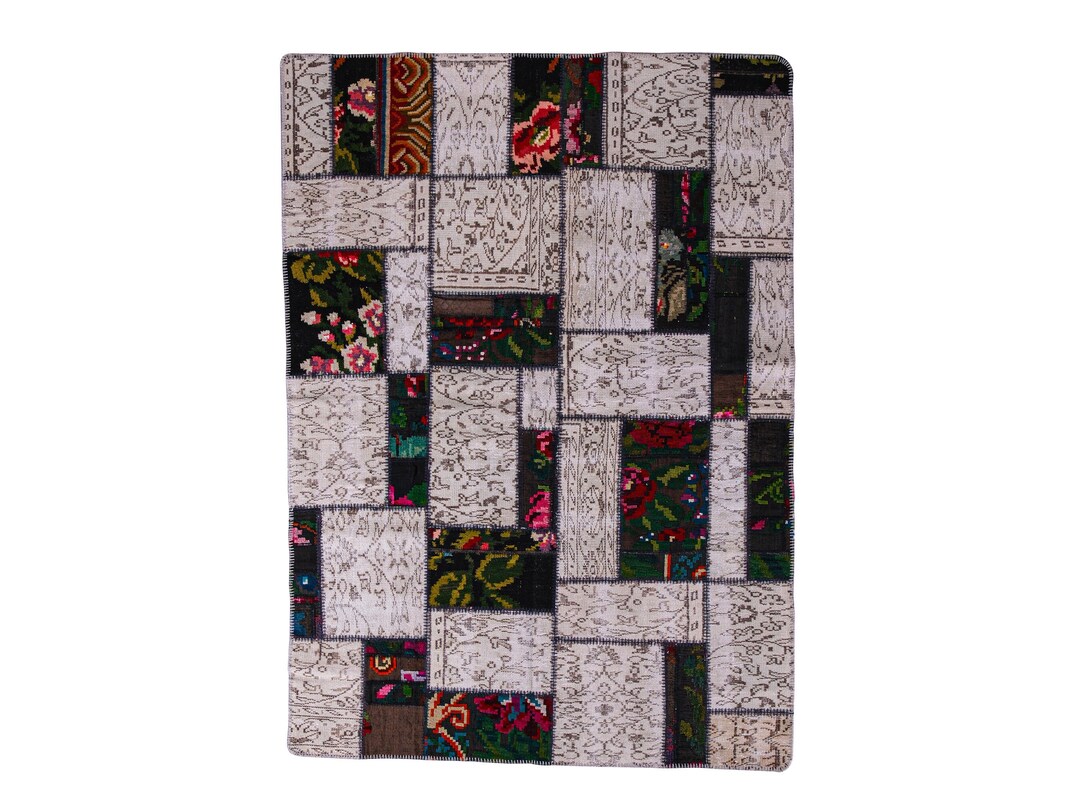 Neutral Floral Patchwork Area Rug, Over Dyed Gray Rustic Patchwork ...