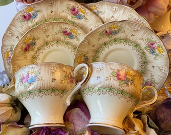 Paragon Virginia Teacup,Saucer,Sipe Plate Trio Set of 2