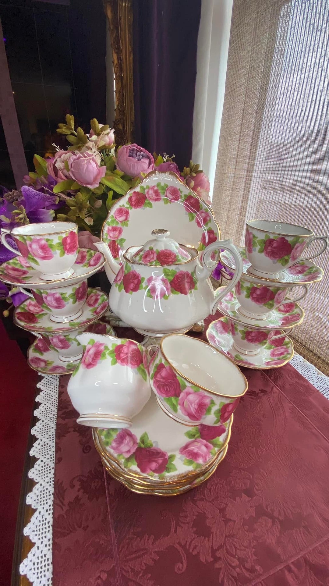 ROYAL ALBERT Old English Rose 22 Piece Tea Set.teapot,6 Teacups,6