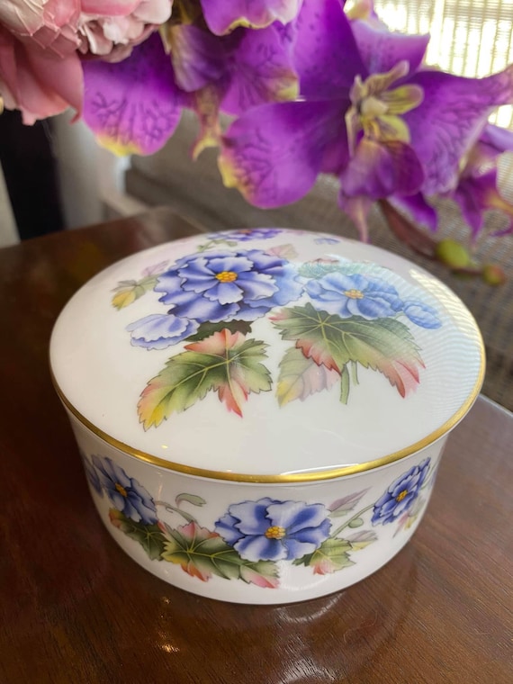 Royal Worcester Pretty Floral Trinket Box