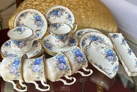 Royal Albert Moonlight Rose 6 Coffee Cups and Saucers Mint Tray