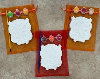 Spooky Owl Craft Kit Gift Bag-Unique Party Bag Favor/Fillers-Halloween Craft Set-Paint Set-Craft Party Idea-Children’s Activity Set
