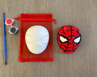 Spiderman Chalk Plaster Paint Kit: Party Favor Craft Set!
