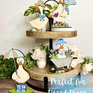 Goose Decor, Wood Goose Shelf Sitters, Farmhouse Tiered Tray Decor, Cottagecore Goose Decor, Rustic Farm Animal Decor, Spring Shelf