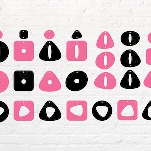 Può includere: Nove diverse forme di orecchini in nero e rosa. Le forme includono cerchi, quadrati, triangoli e forme a goccia. Gli orecchini sono disposti in tre file di tre.