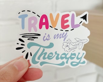 Viajar es mi terapia pegatina
