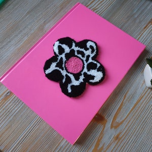 Handmade Coaster / Punch Needle Coaster / Tufted Coaster / Punch Needle Mug Rug / Punch Needle Mini Rug / Birthday Gift / Jewelry Display Cow Flower