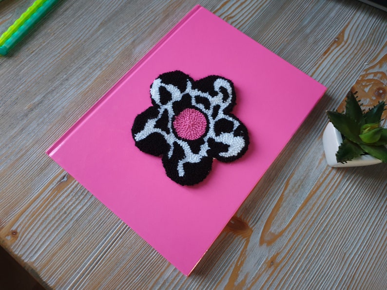 Handmade Coaster / Punch Needle Coaster / Tufted Coaster / Punch Needle Mug Rug / Punch Needle Mini Rug / Birthday Gift / Jewelry Display Cow Flower
