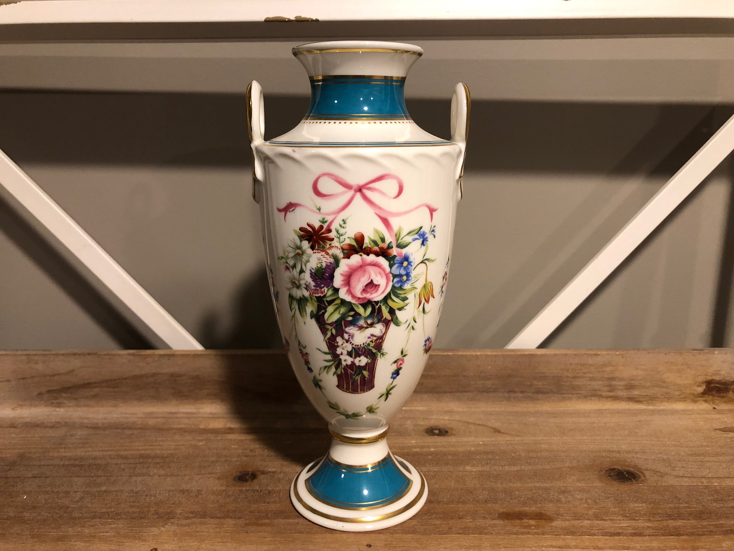 ミントン　陶磁器　花瓶　限定　コレクターズアイテム English minton vase - Etsy 日本