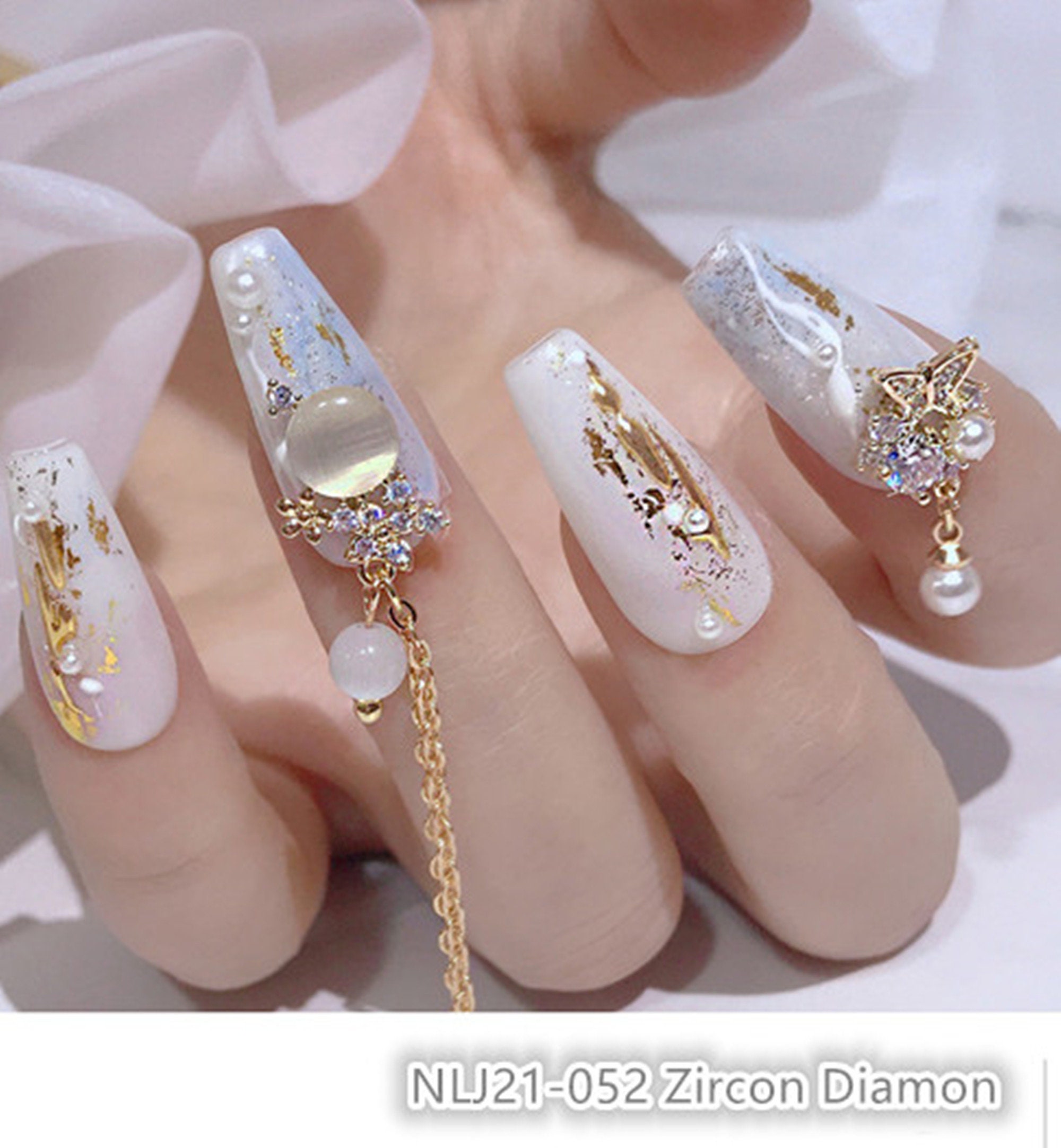 50pcs Sparkle Zircon Claw Diamonds Nail Charms Rhinestones Nails