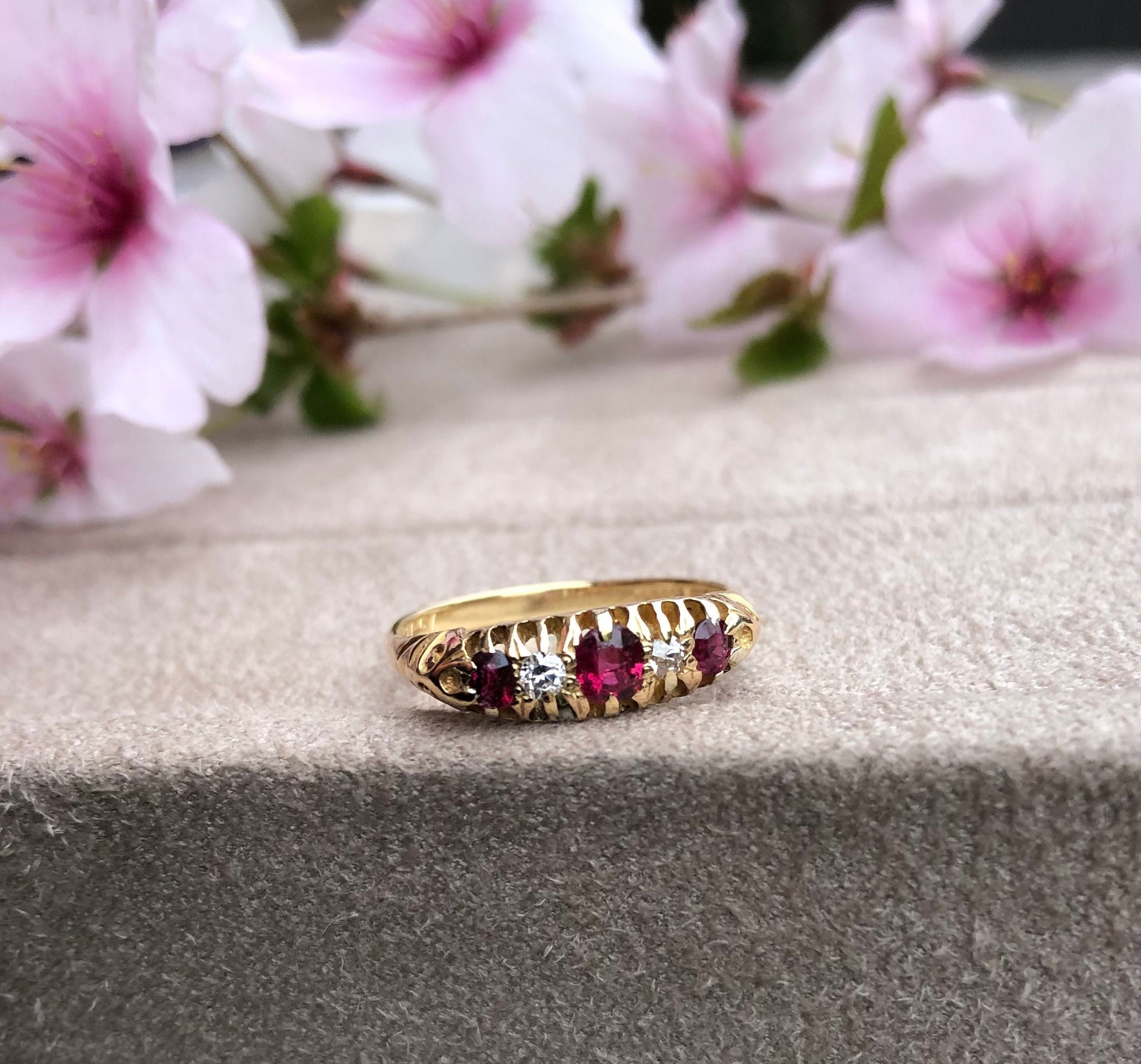 Vintage 18ct Gold Ruby & Diamond Ring | Etsy