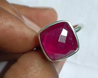 Handgemaakte kussengeslepen rode robijnring: 925 sterlingzilver voor haar, cadeauring,