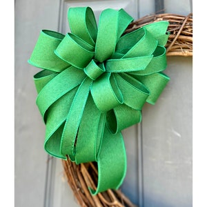 Emerald Green Burlap Wreath Bow: Wired Ribbon Decor