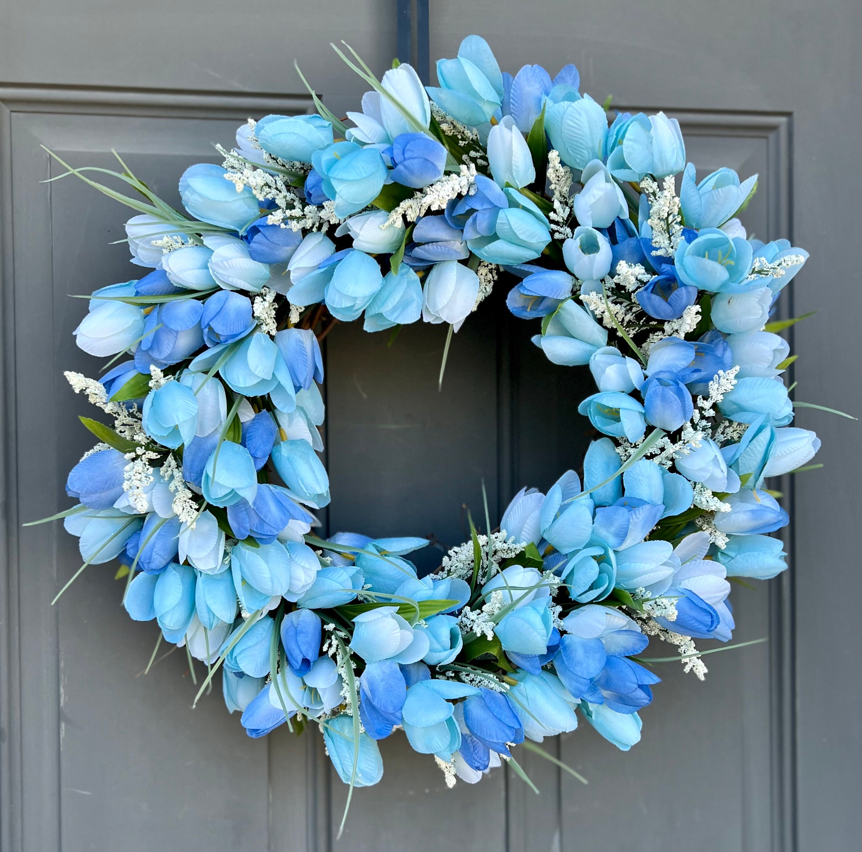 Blue Tulip Wreath: Spring Floral Door Decor - Etsy